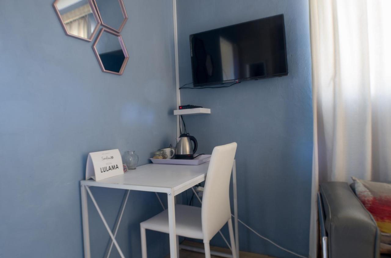 Seroloana Guest House Rustenburg Ngoại thất bức ảnh