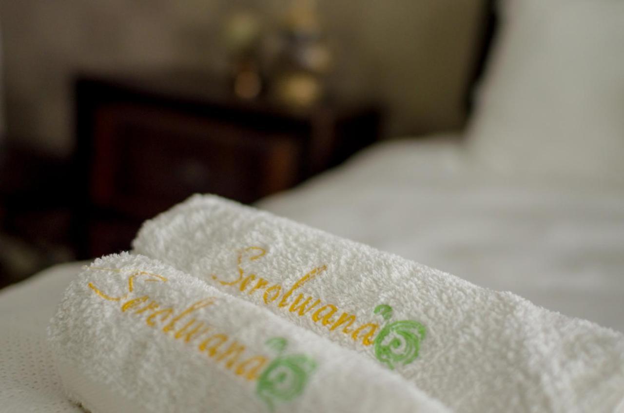 Seroloana Guest House Rustenburg Ngoại thất bức ảnh
