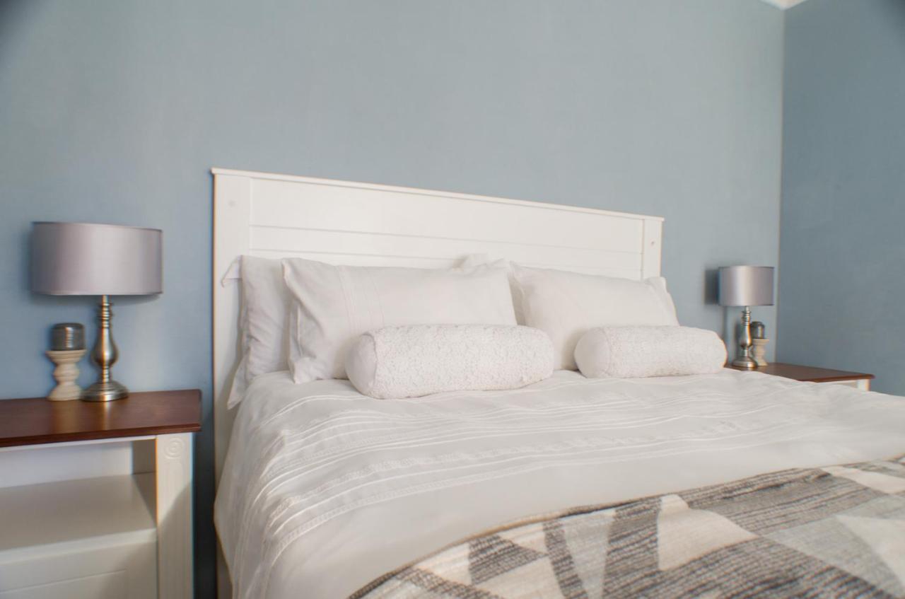 Seroloana Guest House Rustenburg Ngoại thất bức ảnh