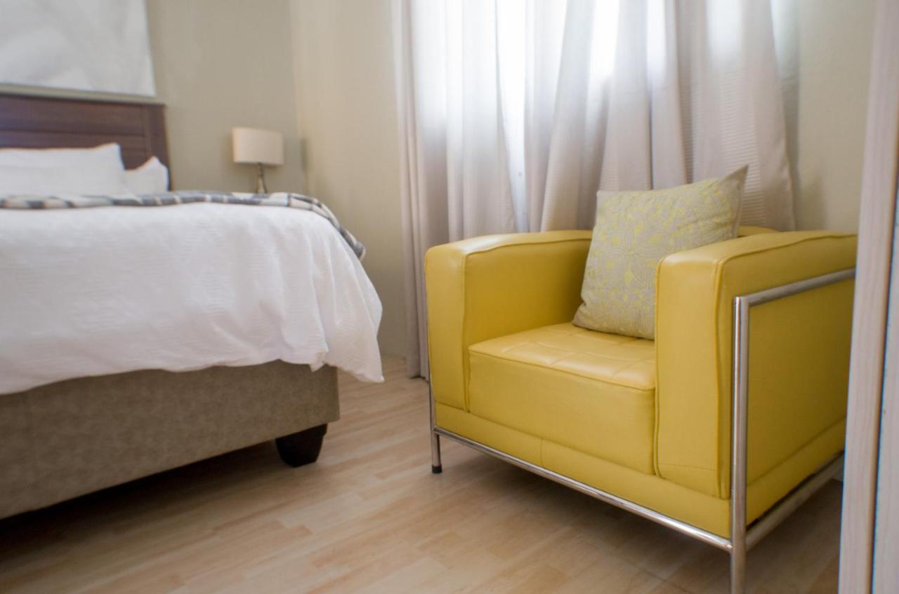 Seroloana Guest House Rustenburg Ngoại thất bức ảnh