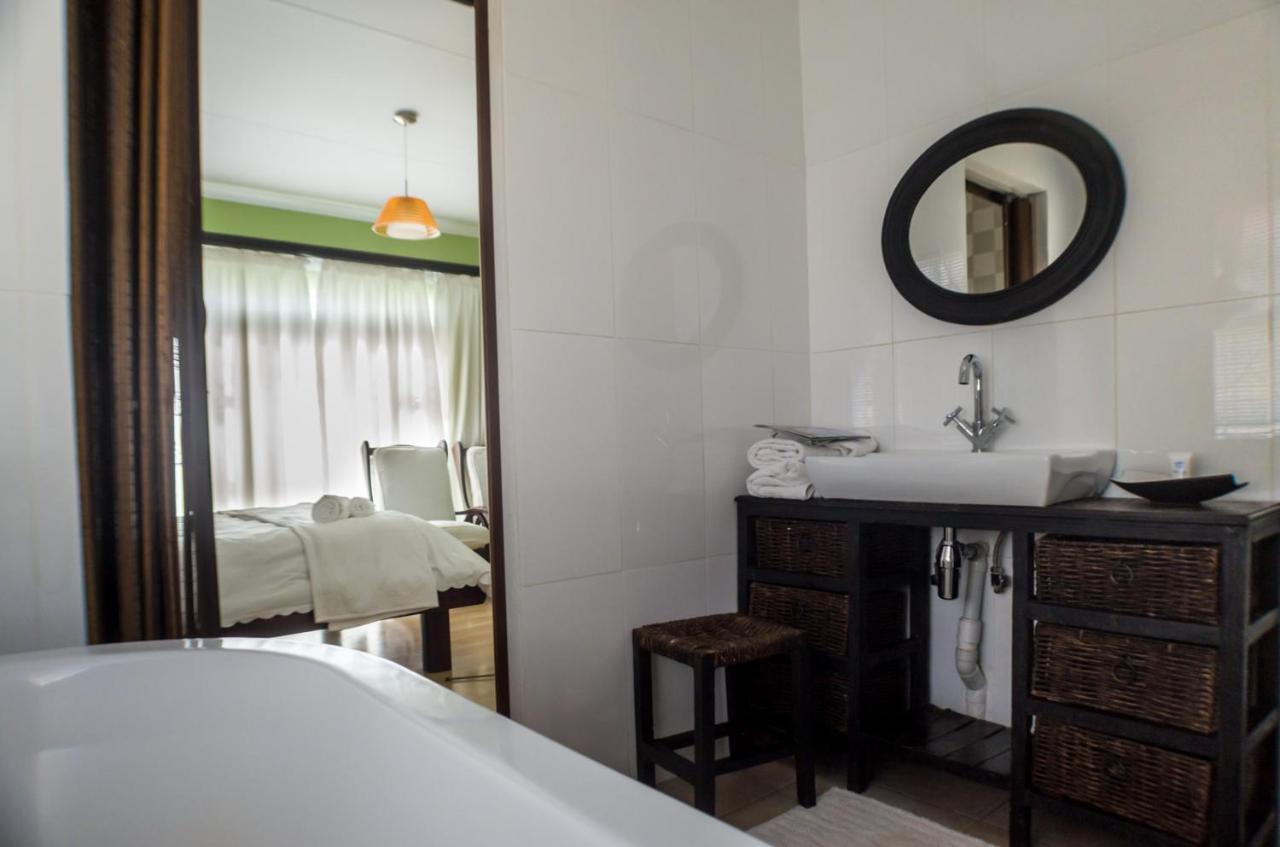 Seroloana Guest House Rustenburg Ngoại thất bức ảnh